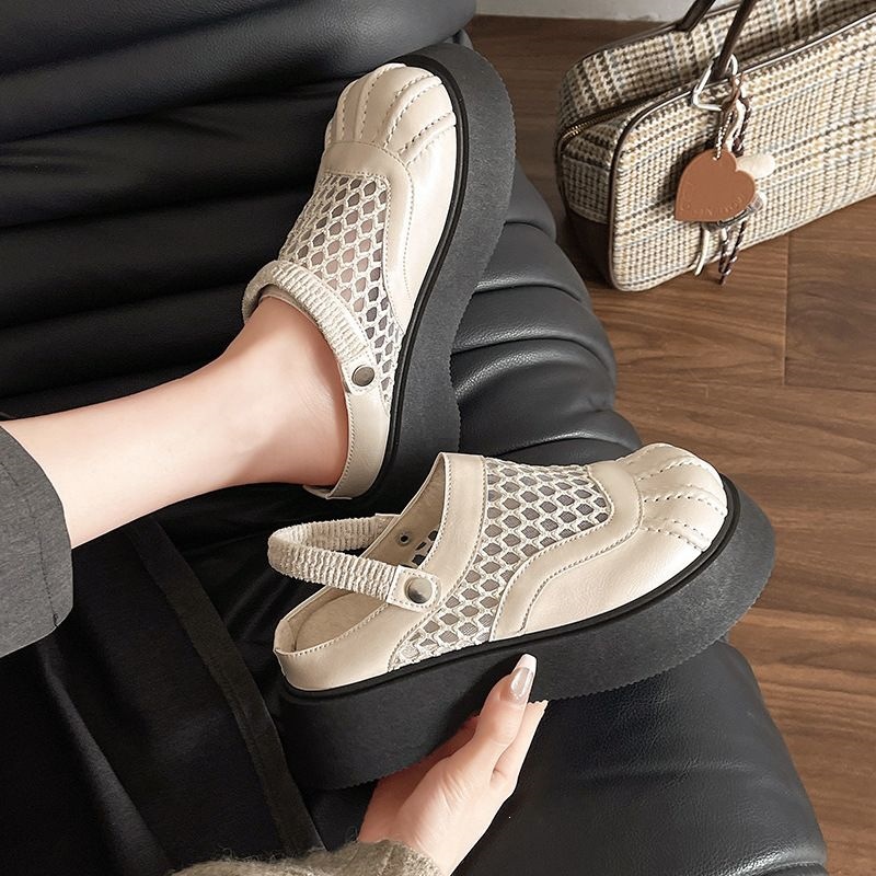 Open-Toe Flat Sandals, picture 3 of 6