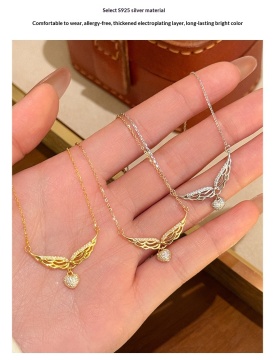 Silver Light-Luxury Angel Wings Necklace Under The Banyan Tree