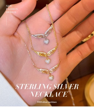 Silver Light-Luxury Angel Wings Necklace Under The Banyan Tree