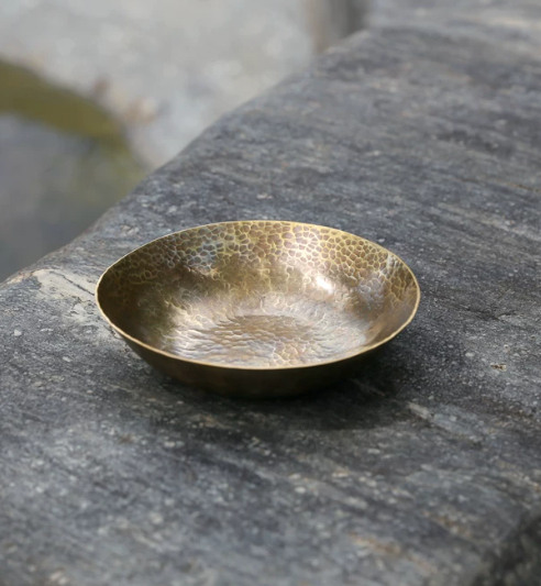 Round Tea Tray, picture 1 of 5
