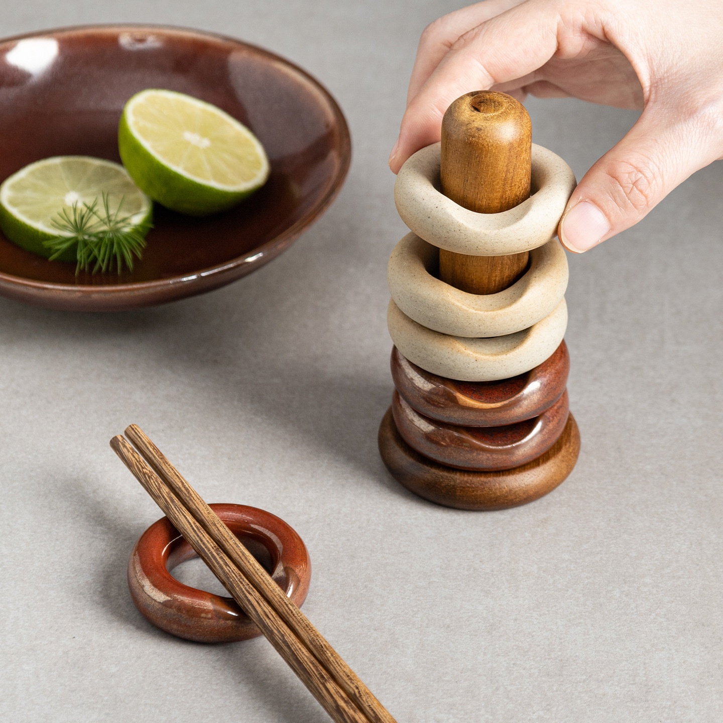 Creative Japanese-style Ceramic Chopstick Rest Storage