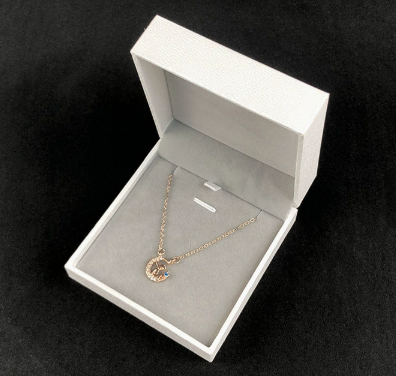 The Hinge Opening Box