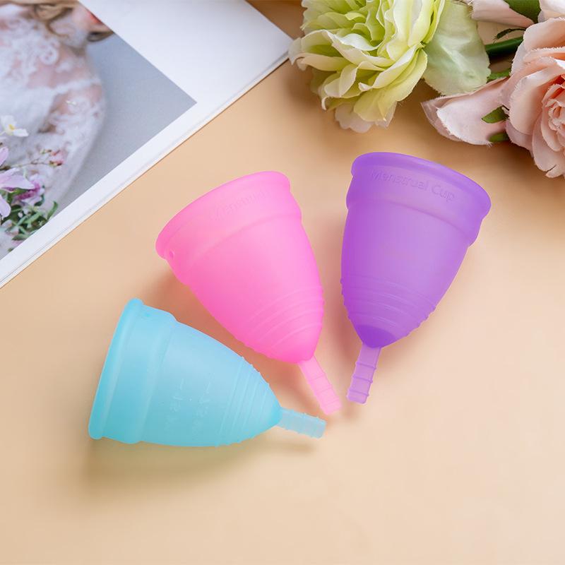 Folding Menstrual Cup Womens Period Cup Silicone Period Cup