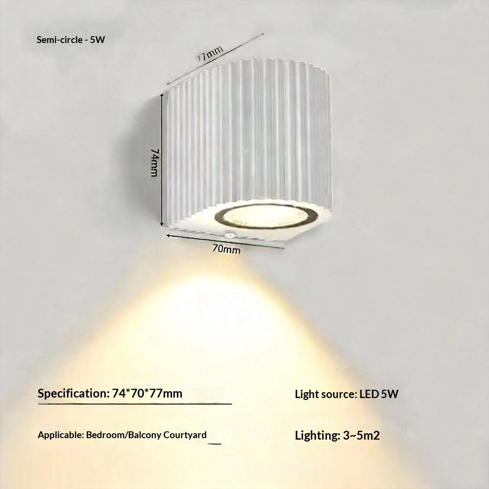 Simple Courtyard Wall Lamp For Fences And Walkways 52173de1 9aea 49e1 886b 435a6ebde931