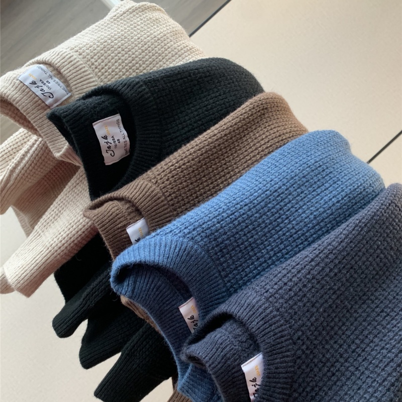 Crew-Neck Knit Sweater, picture 3 of 7