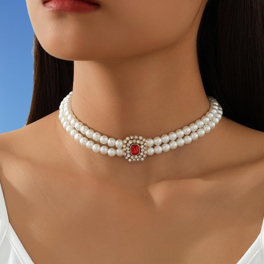 Classic French Close To Neck Necklacerefined And Elegant For Evening Events