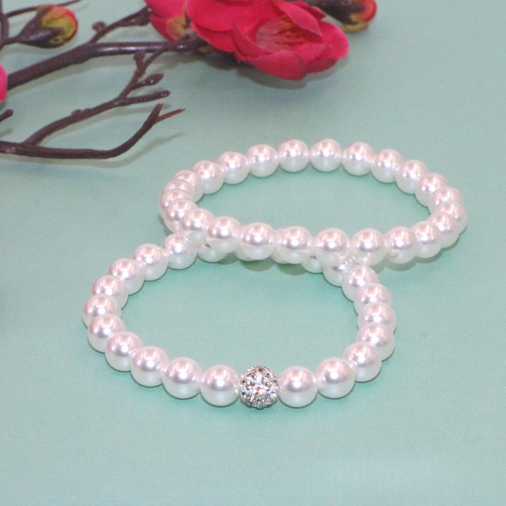 Simple And Elegant Pearl Bracelet For Women