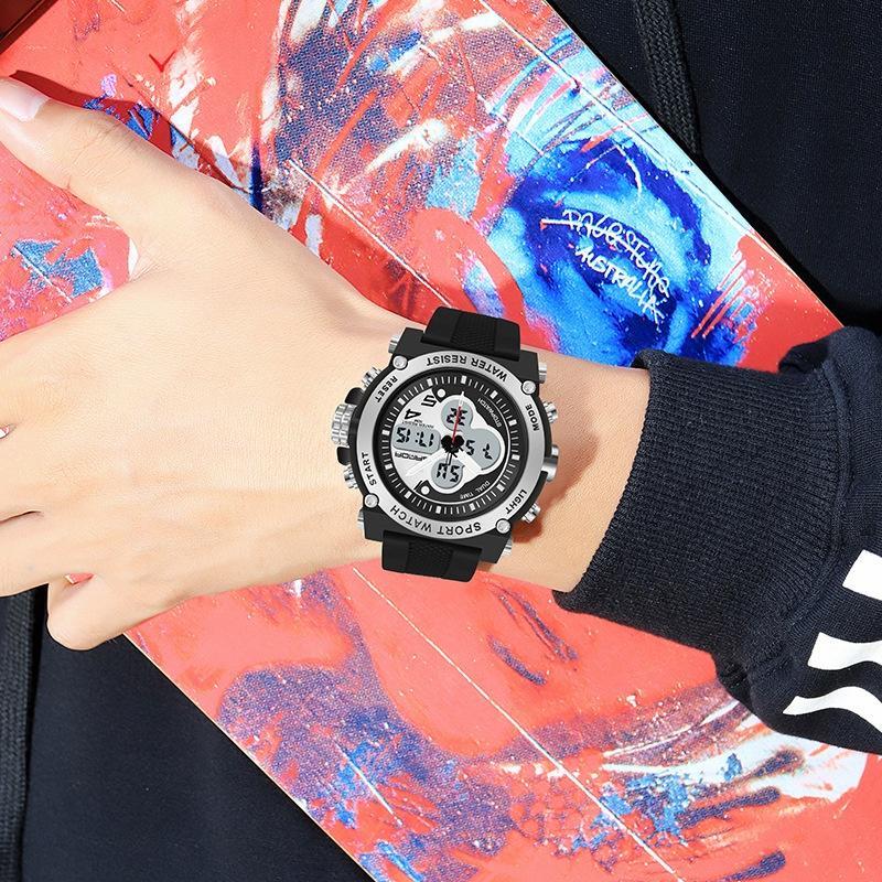 Fashionable Dual Display Watch 4
