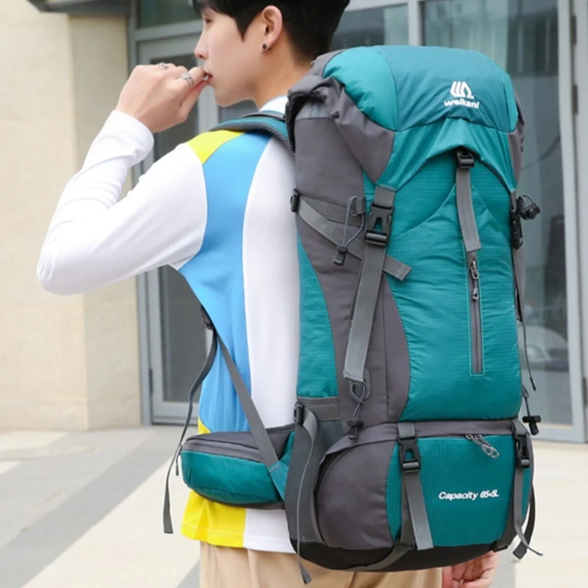 Large-capacity Outdoor Hiking Backpack