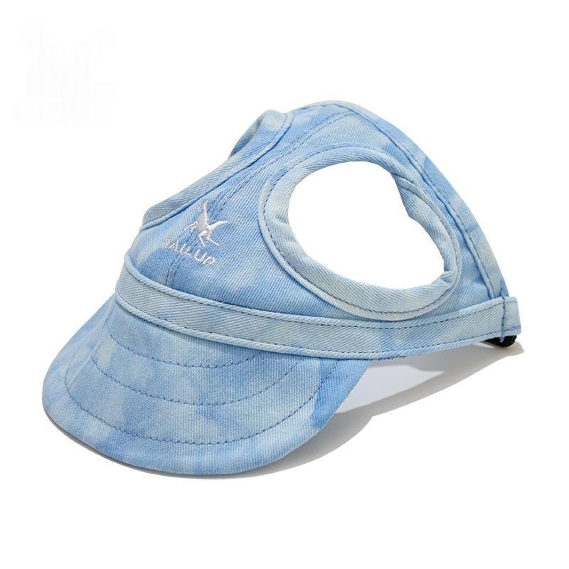 Casquette pour animal avec ouvertures pour les oreilles