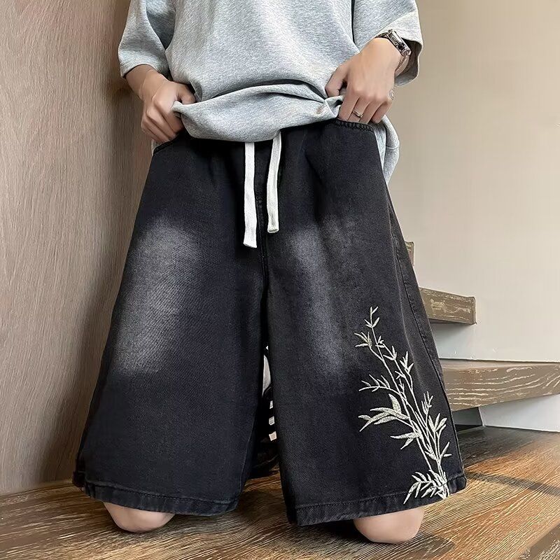 Mens Embroidered Denim Shorts Wide-leg Five-point Length
