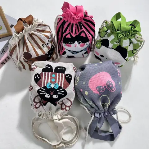Japanese Cartoon Knitted Drawstring Handbag