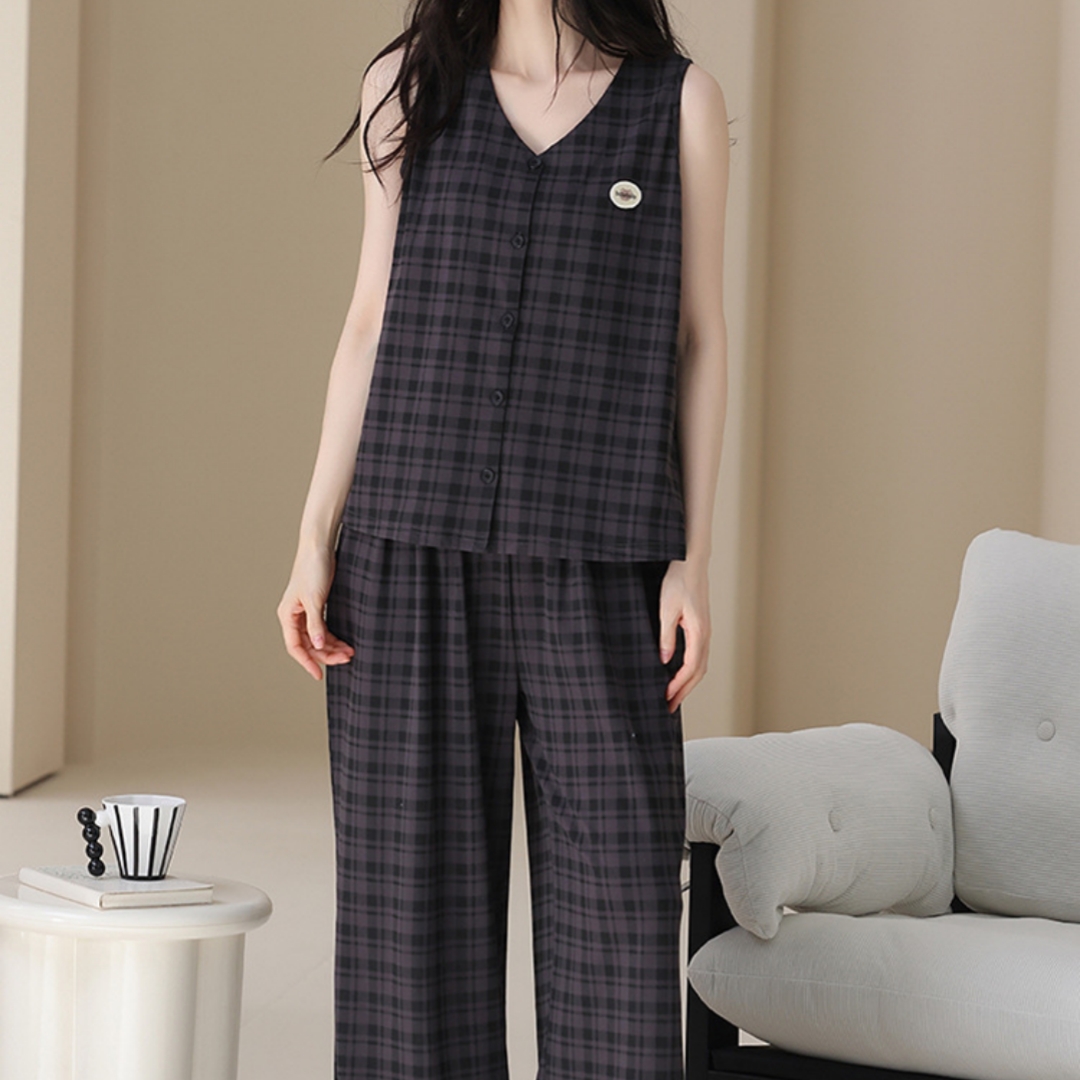 Cotton Pajama Set With Built-in Bra Cups Featuring Short Sleeves And Shorts Casual Loungewear
