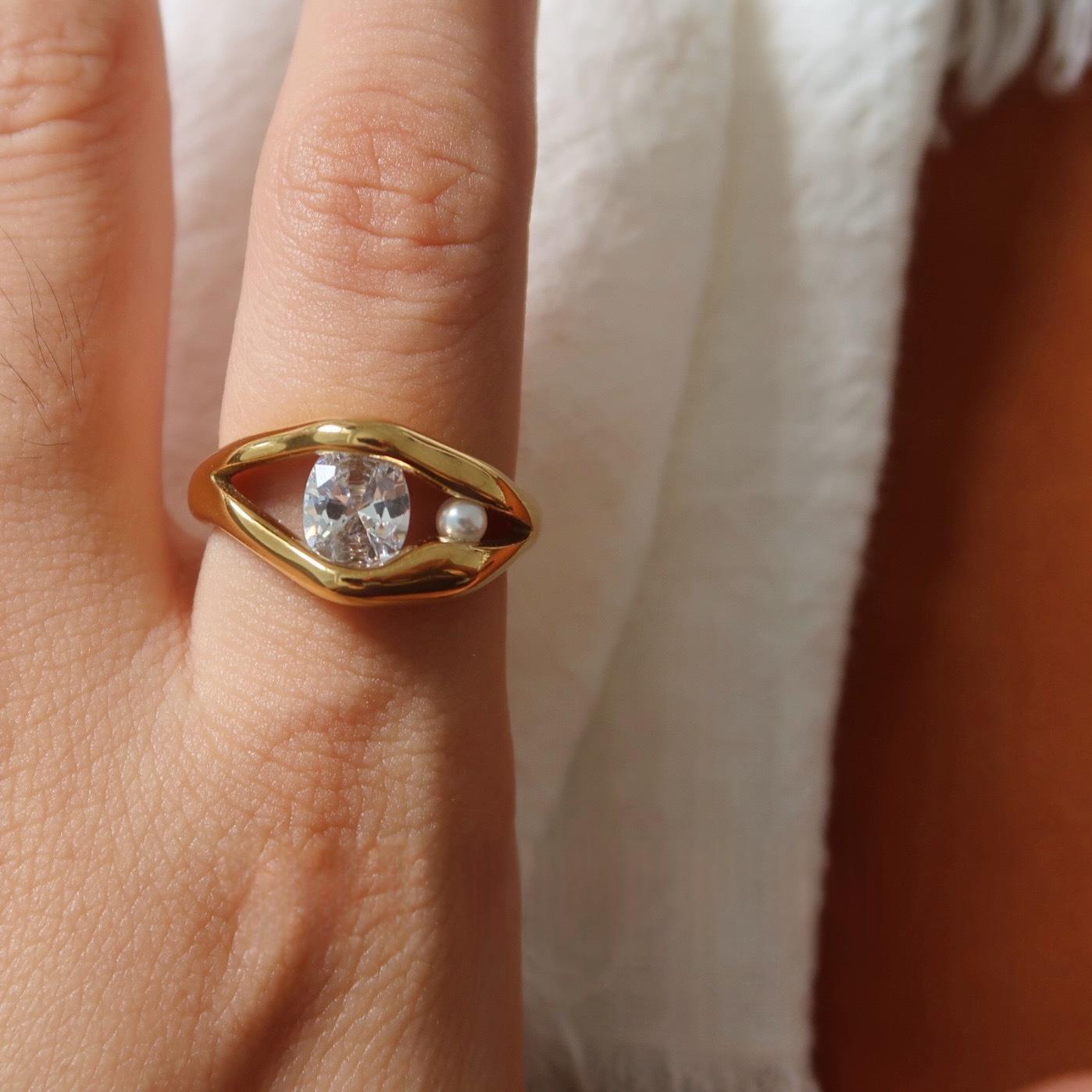 Pearl and Zircon Ring, picture 4 of 5
