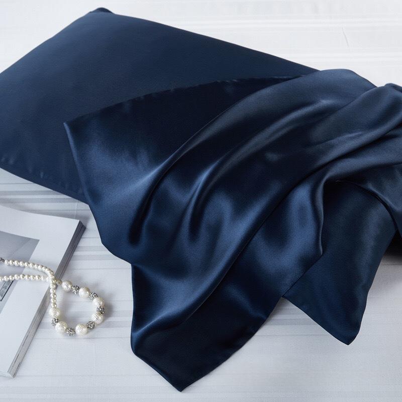 Silk Pillowcase, Zippered, picture 6 of 9