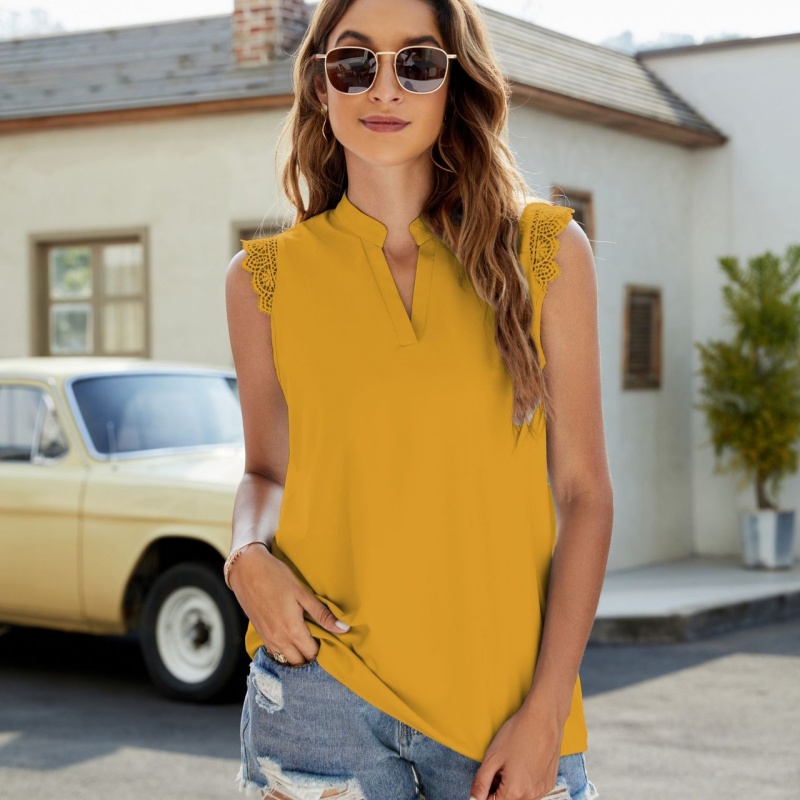 Womens Loose-fit V-neck Sleeveless Lace-trimmed Top