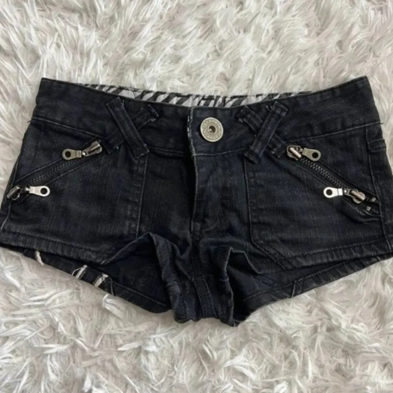 Printed Contrast Color Low Waist Hot Girl