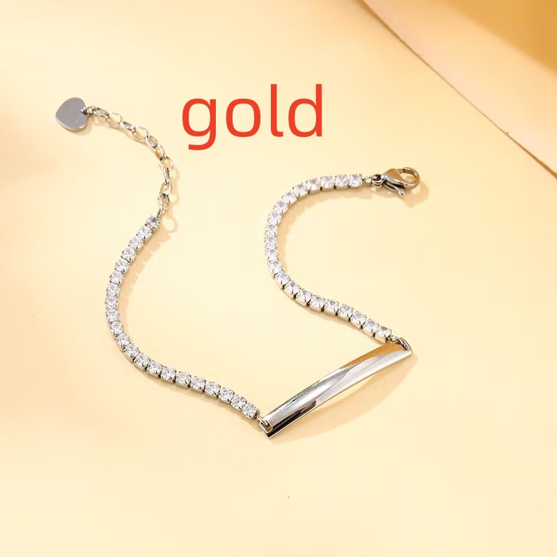 Titanium Steel Necklace - Stylish And Versatile For Women