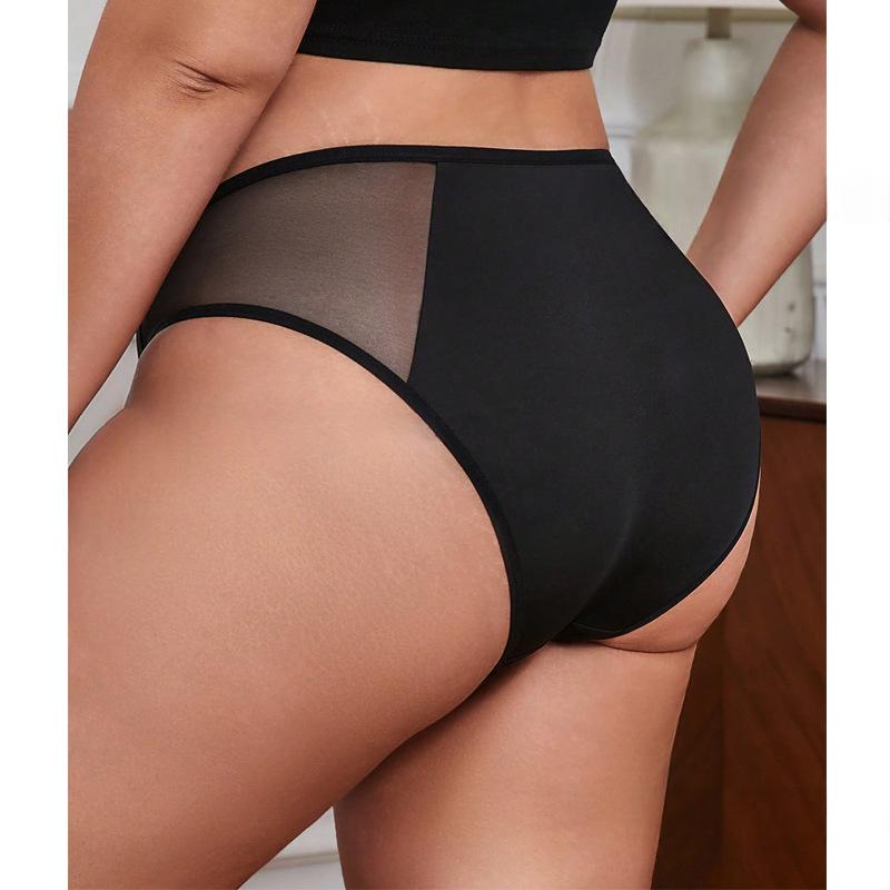 Culotte femme à ouverture latérale pratique
