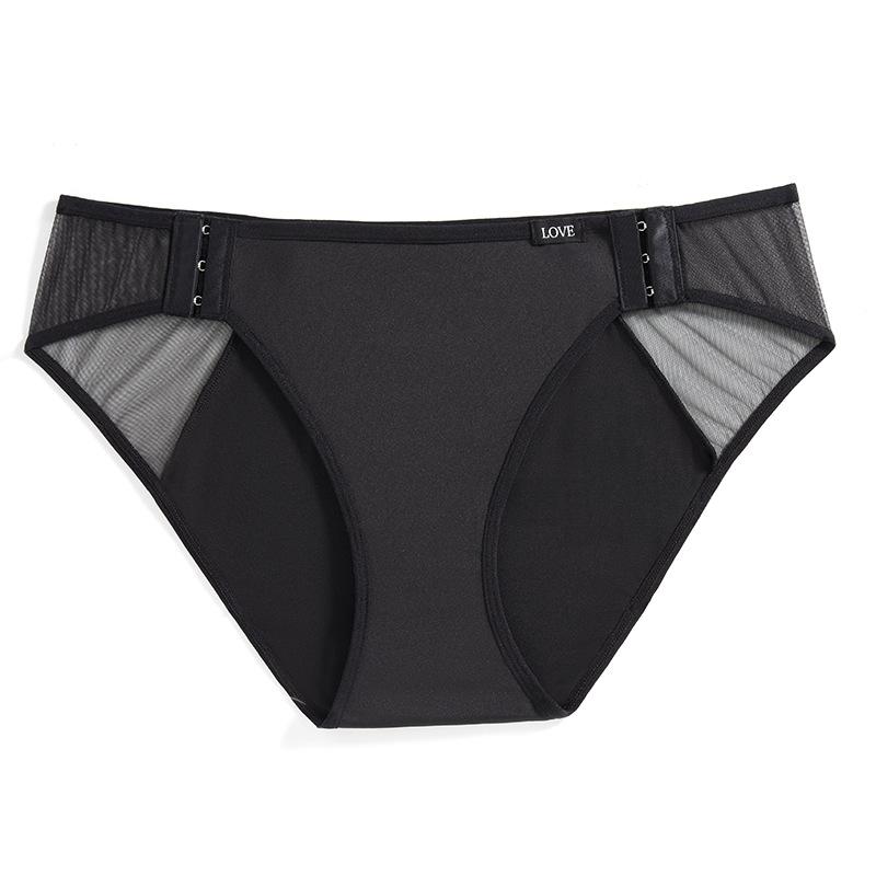 Culotte femme à ouverture latérale pratique