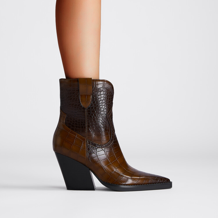 Platform Pointed-toe Ankle-strap Riding Boots