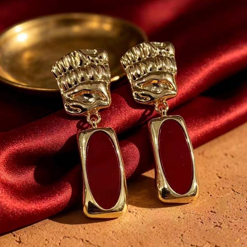 French-style Vintage Pearl Earrings For Women
