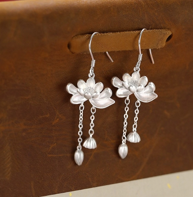 S999 Sterling Silver Earrings And Necklace