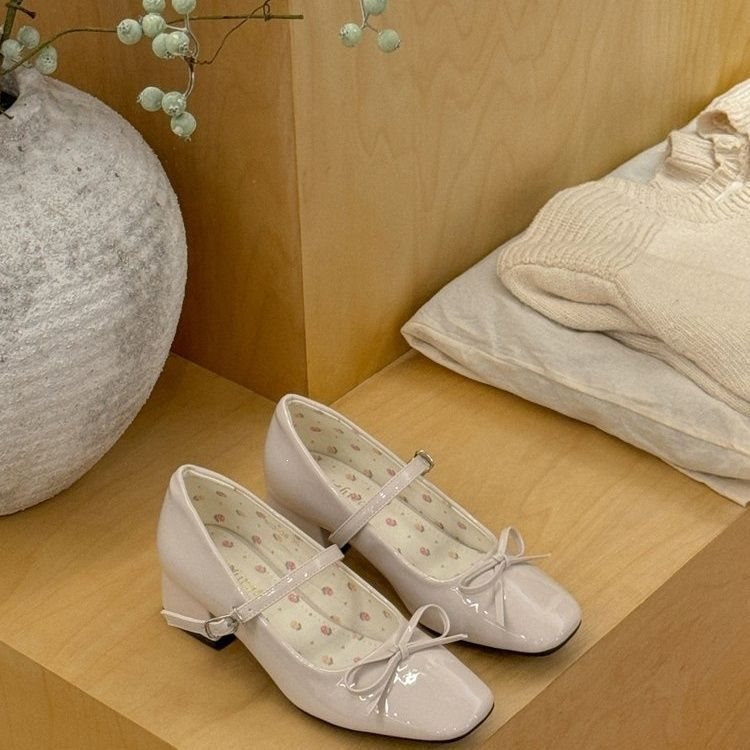 Square Toe Low Heel Sandals, picture 4 of 9