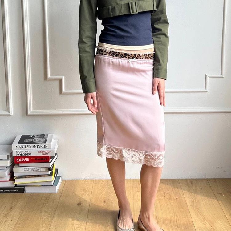 Retro Leopard-print Satin Straight-cut Skirt With A Waistband