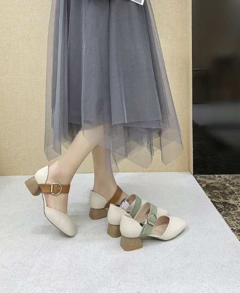 Closed-Toe One-Strap Sandals