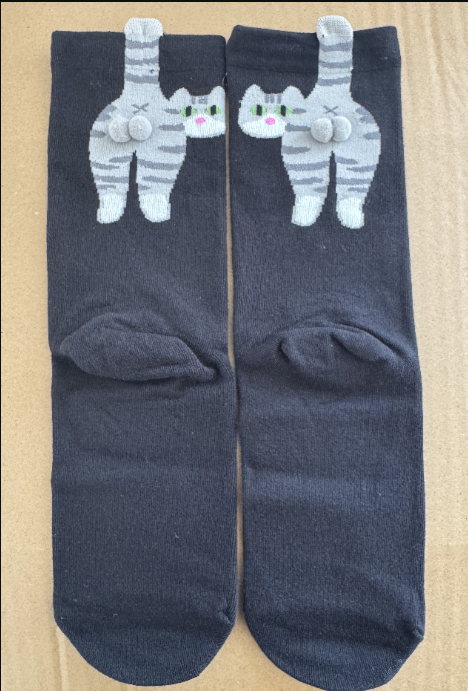 Cute Cat Socks With Balls Summer Breathable Soft Cotton Socks Funny Cotton Sock Middle Tube Girl Women Novelty Sport Socks — image 1
