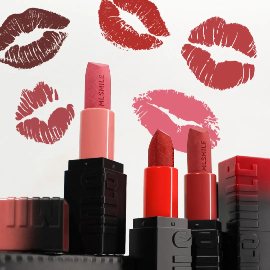 6-Color Embossed Velvet Matte Lipstick Nourishing