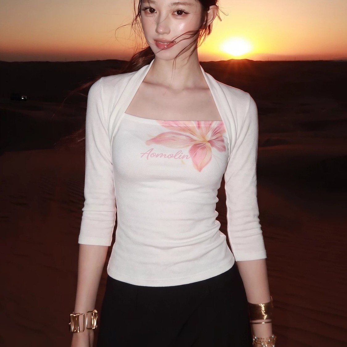 Design-style Faux Two-piece Square-neck Mid-sleeved Top