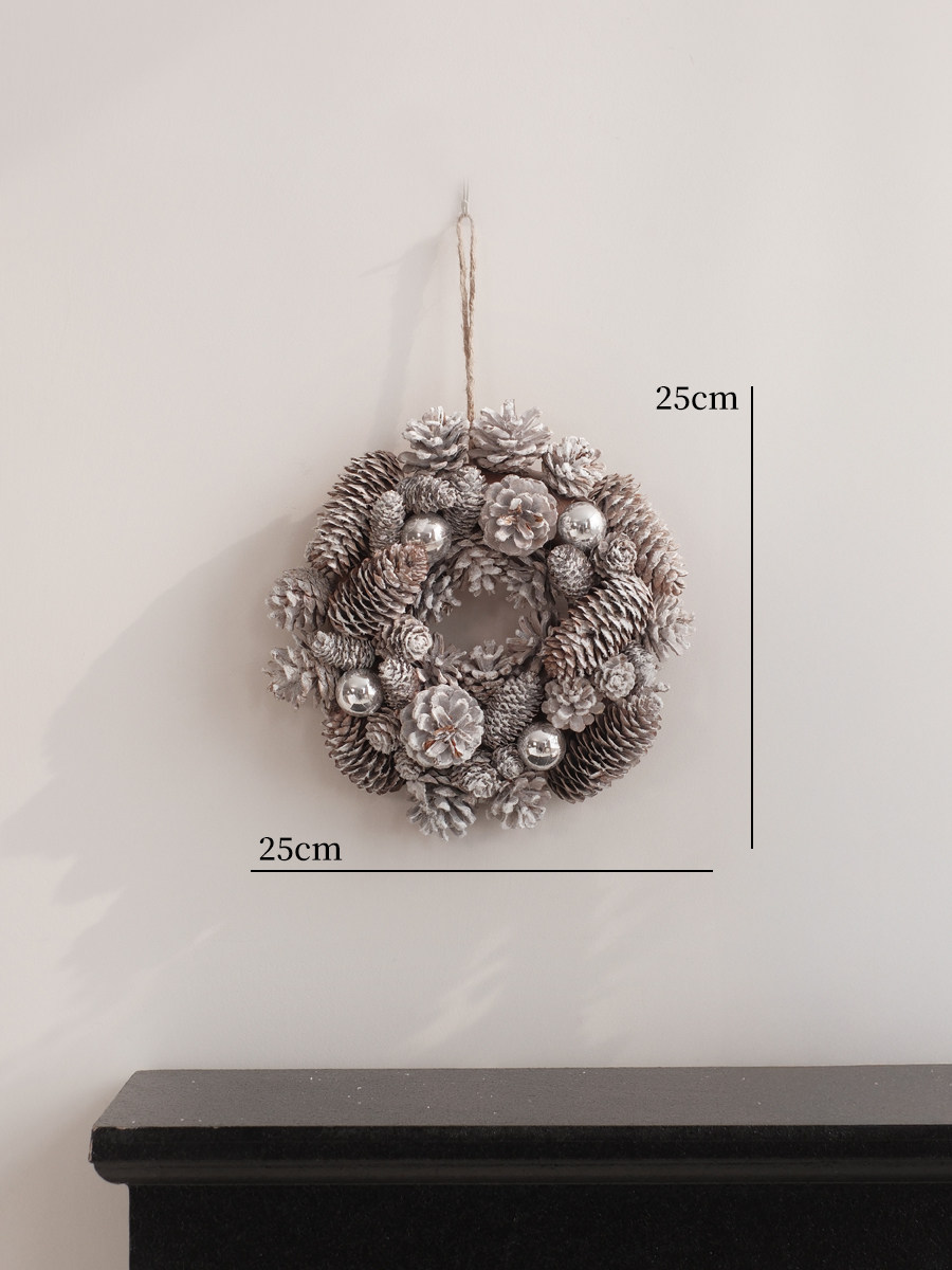 Rattan Christmas Wreath Decoration, picture 5 of 5