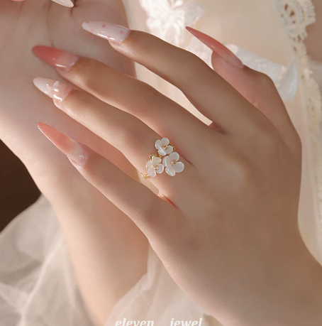 Flower-Shaped Adjustable Ring, picture 2 of 2