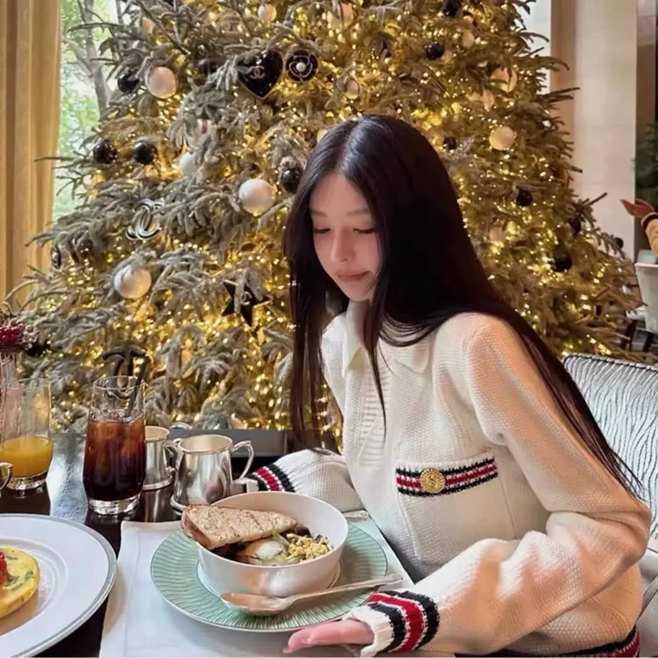 Preppy-style Color-block Striped Turtleneck Sweater