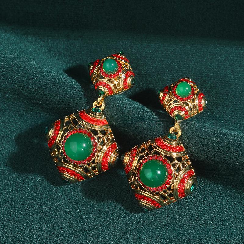 Retro Hollowed-out Frosted Minimalist Earrings