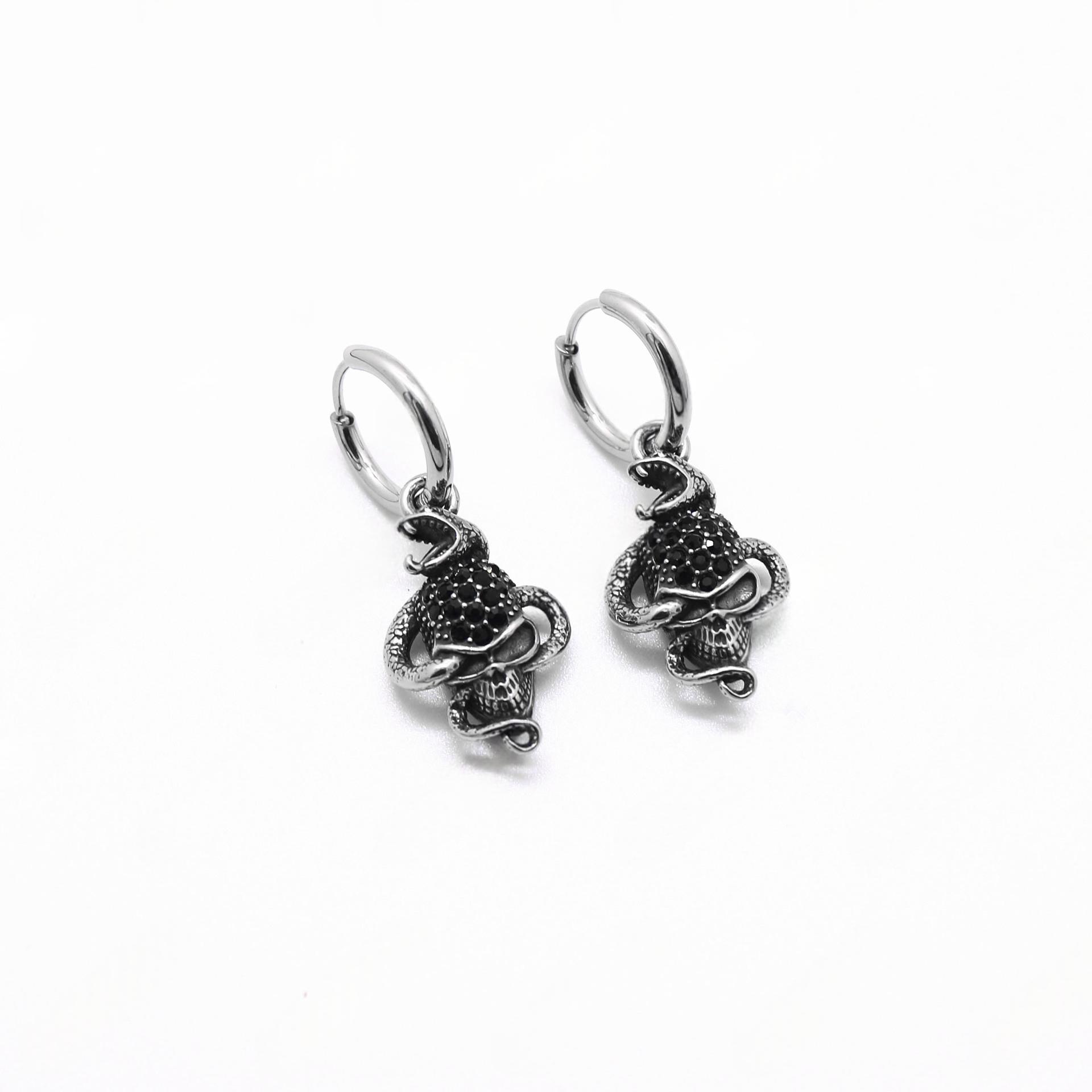 316 Stainless Steel Snap-on Diamond-studded Skull Earrings