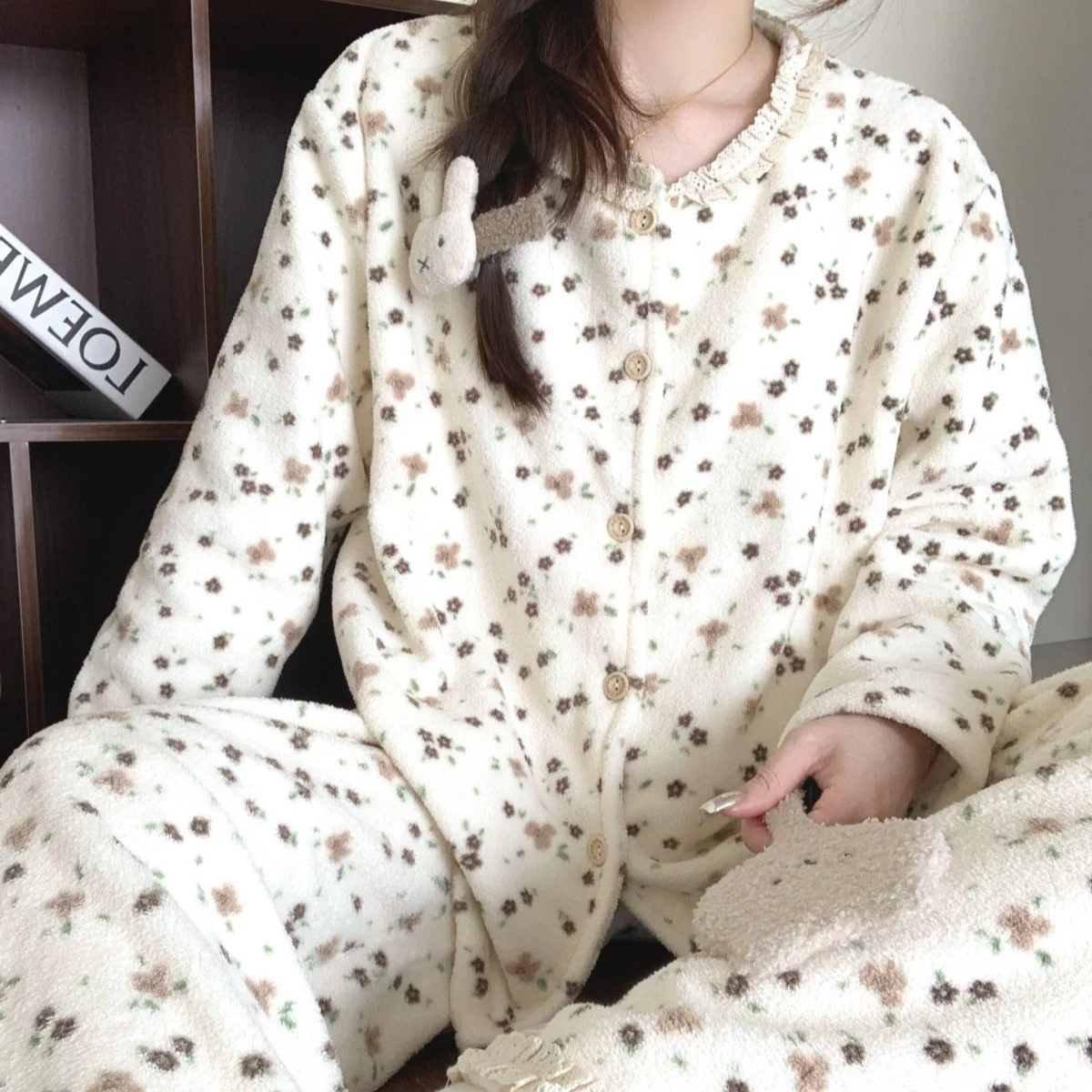 Floral-pattern Coral Fleece Pajama Set For Women Winter Thickened Design Suitable For Both Home And Outdoor Wear
