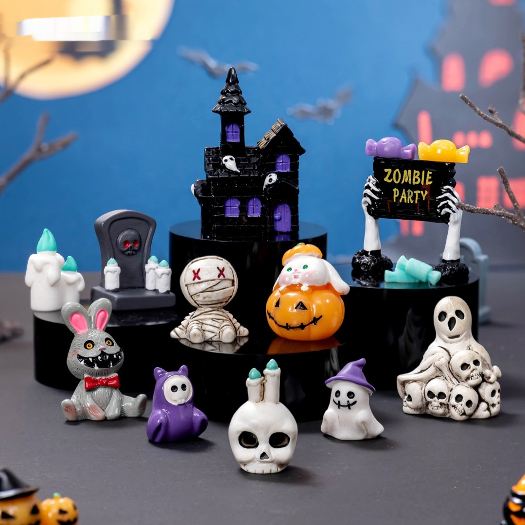 Miniature Halloween Decorations Mummy And Skull Figurines