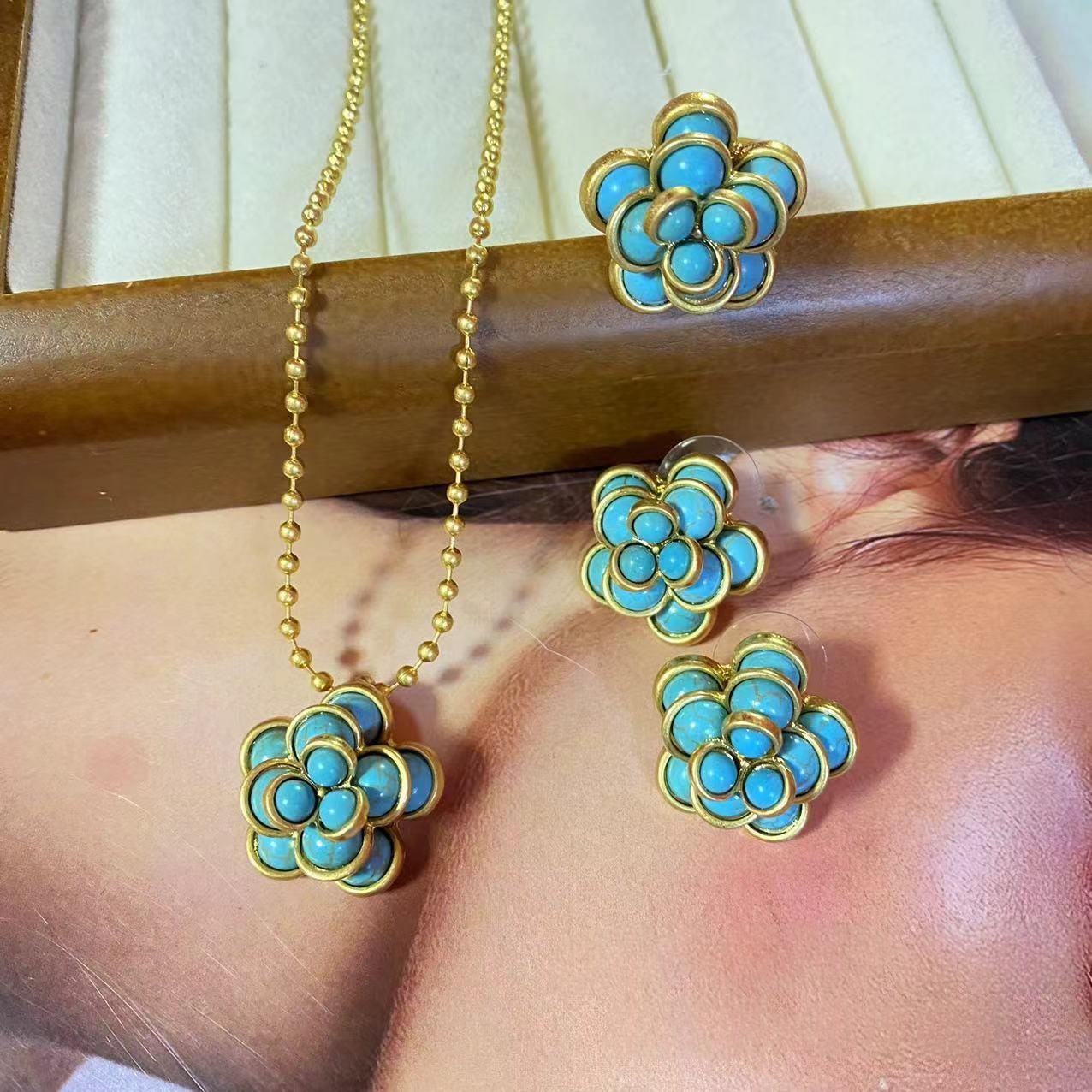 Vintage Glass-flower High-end Necklace And Ring For Women