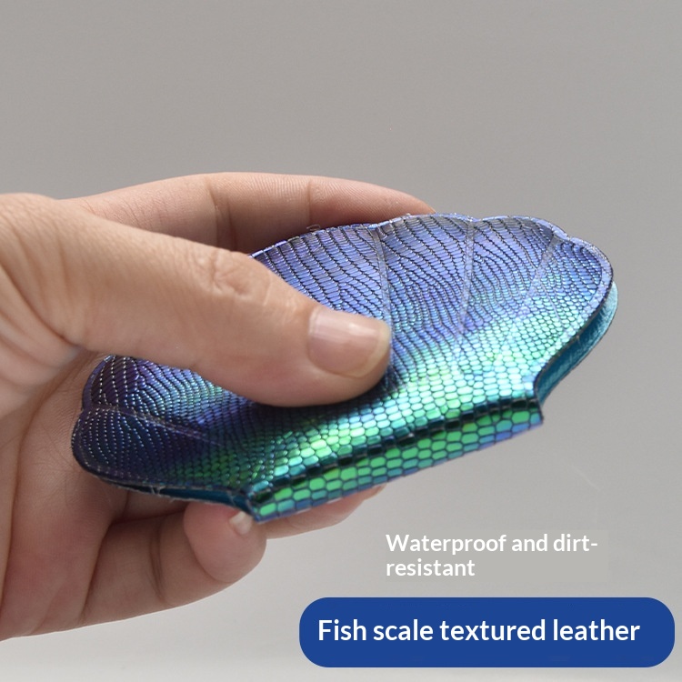 High-definition Folding Makeup Mirror Portable And Shell-shaped