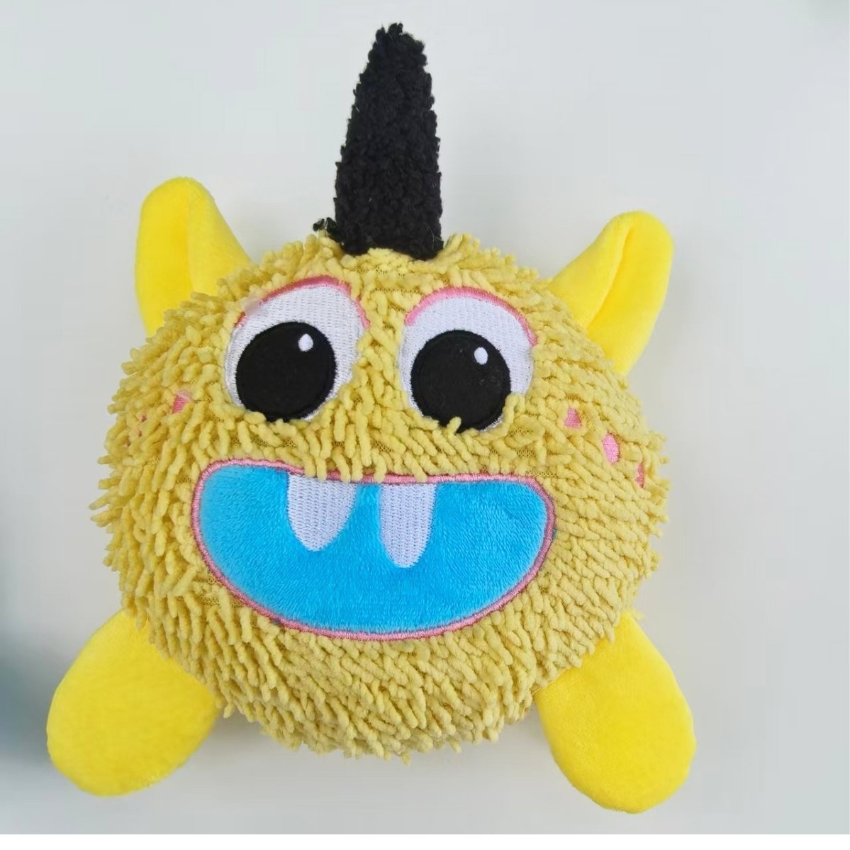 Tear-resistant Chewable Shaking And Squeaky Dog Toy detail photo 3