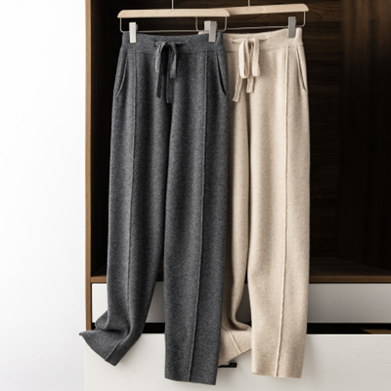 Knitted Casual Pants With An Elastic Waist Draping And Versatile