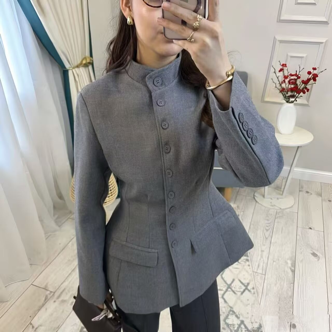Women's Elegant Waist-cinching Blazer With A Stand-up Collar