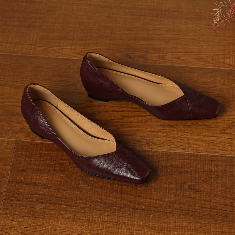 Women's Vintage Leather Shoes With A Square Toe And Sheepskin Upper 40f16ed4 Aa2b 49ee A948 A50f8e26c30b