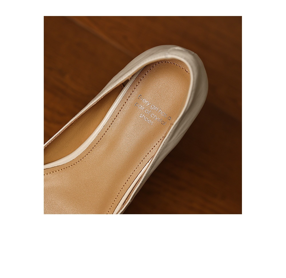 Women's Vintage Leather Shoes With A Square Toe And Sheepskin Upper 4ef47c47 29d4 4403 809a 92645ad75b30