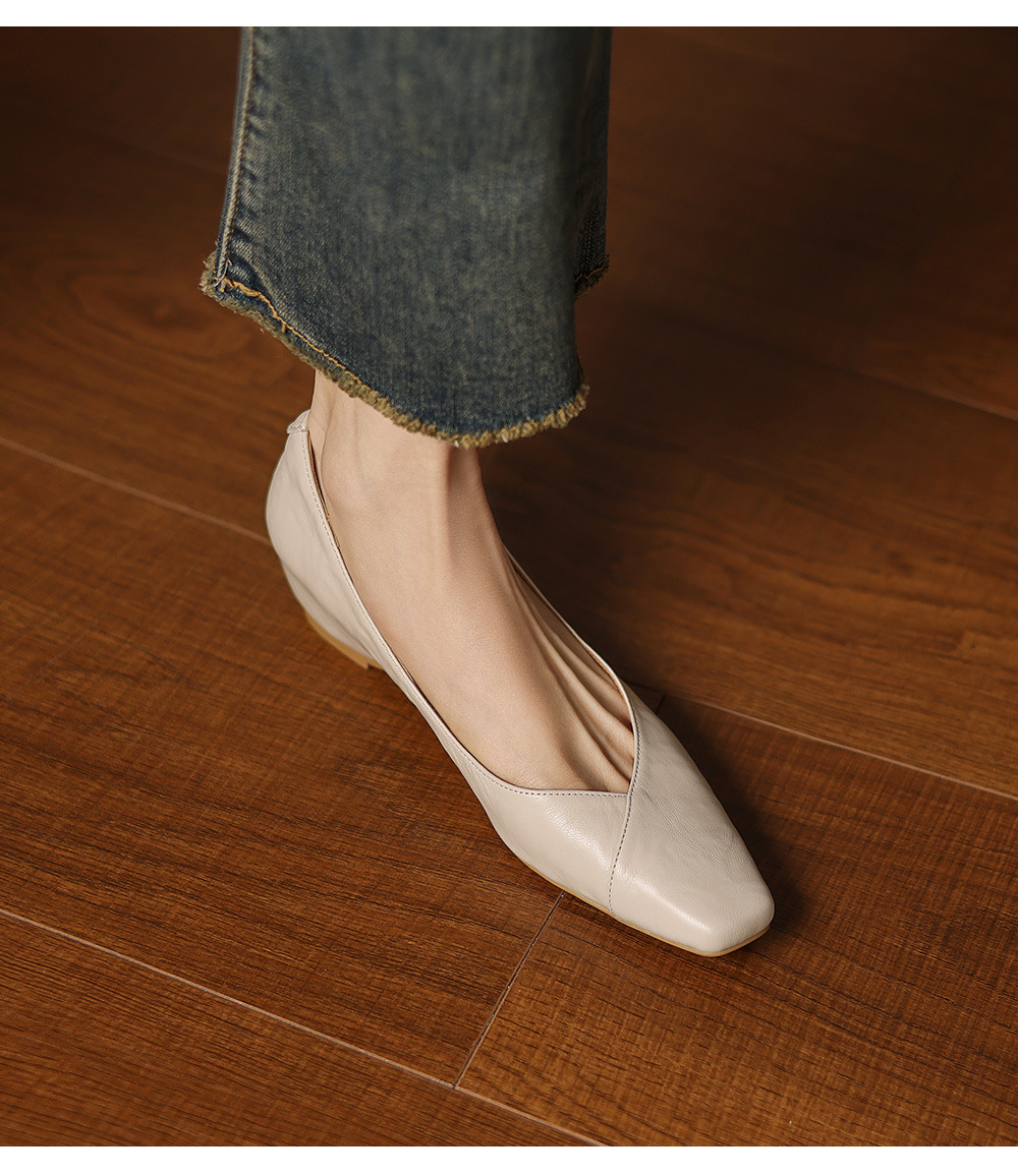 Women's Vintage Leather Shoes With A Square Toe And Sheepskin Upper 7fcf2d02 F921 4f67 9e62 3abdfe7516f4