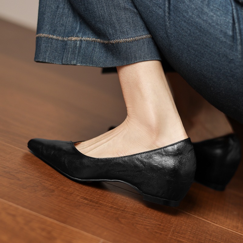 Women's Vintage Leather Shoes With A Square Toe And Sheepskin Upper Bc5c2832 A26f 489c A973 7c183825edeb