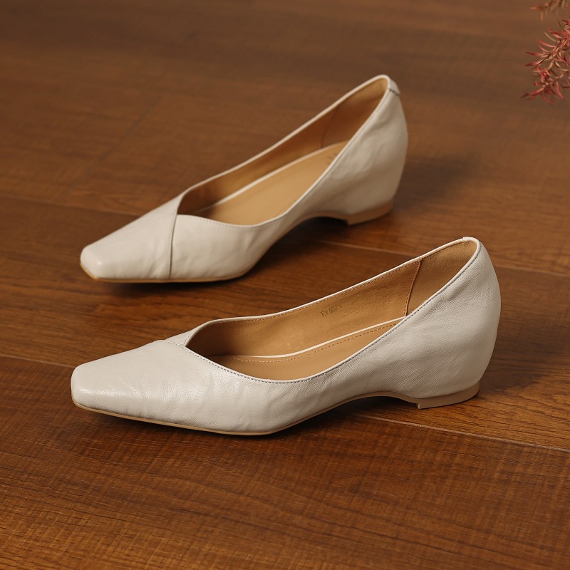 Women's Vintage Leather Shoes With A Square Toe And Sheepskin Upper D1d1e921 E543 4c74 9fa2 6f4db698d61c